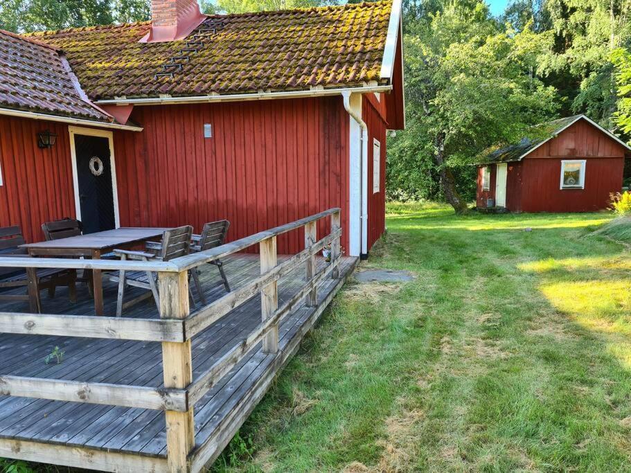 Trevligt Torp I Vacker Natur Mellerud Eksteriør billede